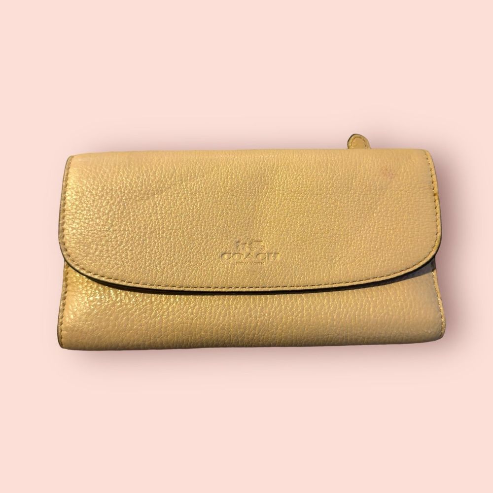 Coach Slim‎ Trifold Beige Wallet and Matching Checkbook